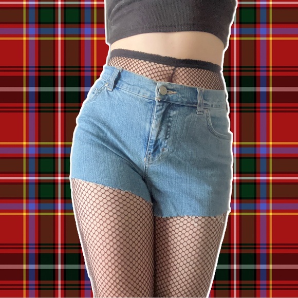 VINTAGE GRUNGE DENIM SHORTS - Picture 6 of 9